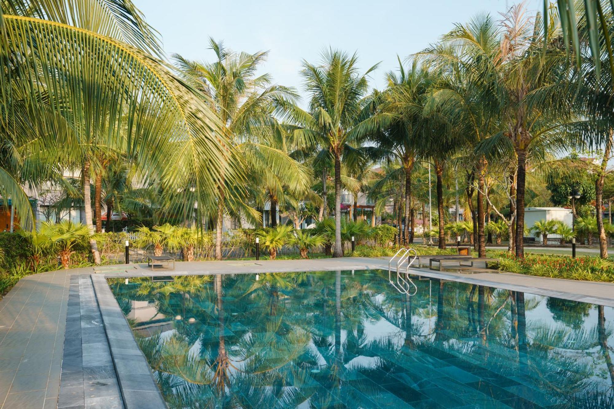 Kosmos Apart Hotel Phu Quoc - Night Market & Walkin To Beach Exterior photo